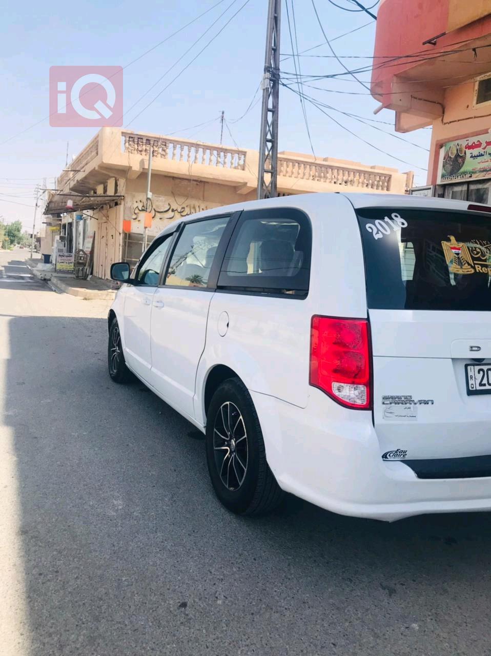 دودج جراند كارافان